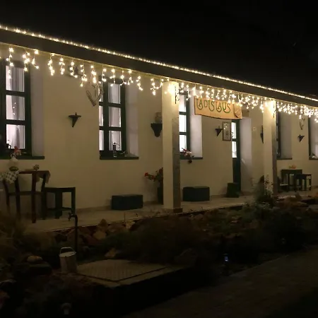 Ladislaus Schnaps-haus Falusi * Csolnok