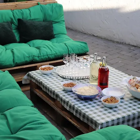 Guest house Ladislaus Schnaps-haus Falusi Vendeghaz Csolnok